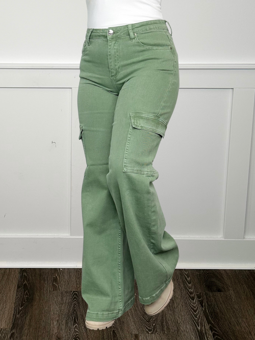 Jeans cargo larges taille haute Risen Beverly couleur sauge