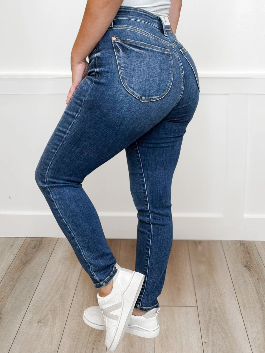Judy Blue Lindsey "Butt Lifting" High-Rise Slim Straight Leg Jeans