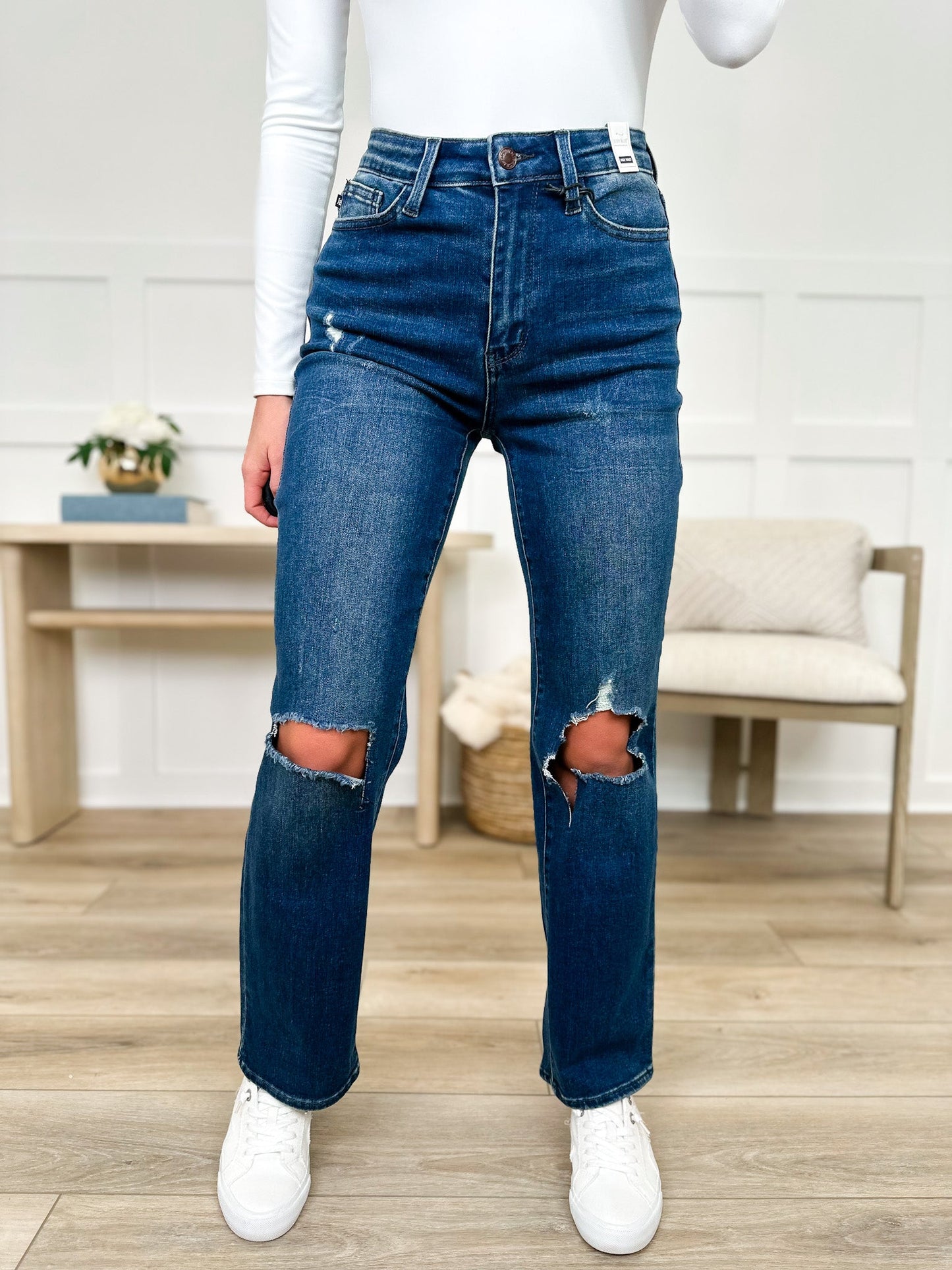 Judy Blue Janelle High-Rise Dad Jeans - Dark Wash (Distressed)