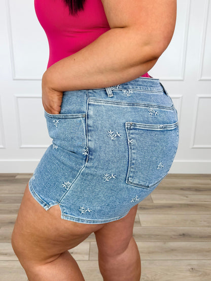Short en jean taille haute Risen Ember - Délavage clair (Broderie, Non usé)
