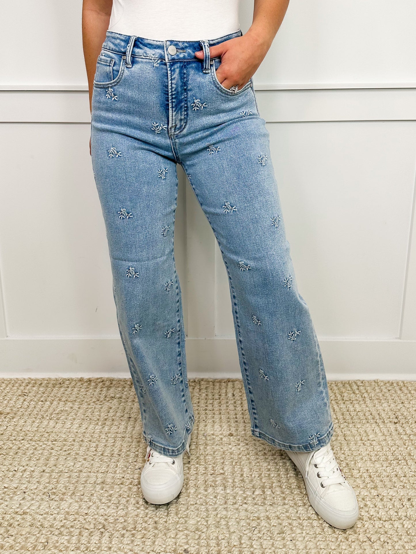 Jeans larges taille haute sans défaut Risen Kayla (délavage clair)